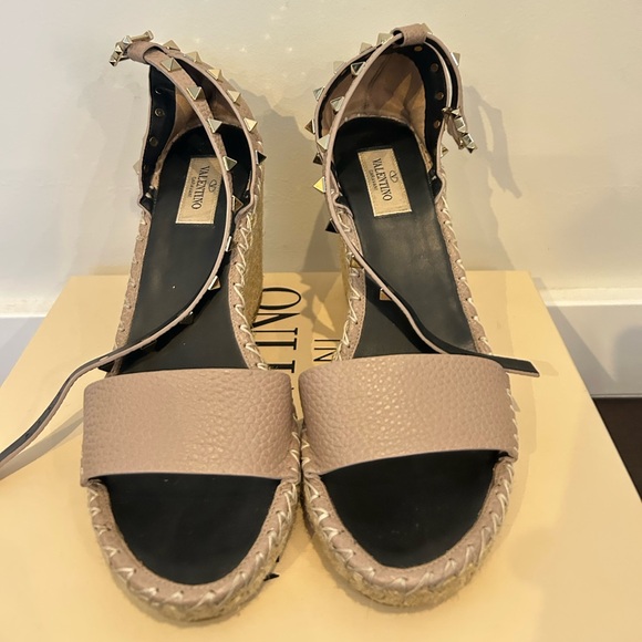 Valentino Taupe Leather Rockstud Espadrille Wedge Sandals - Picture 4 of 4